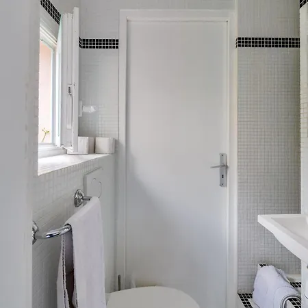 "Maison 1850 Paris 18" Chambre G Avec Terrasse Et Parking En Option-2
